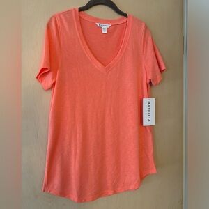 Athleta Breezy Scoop V Tee  Size M.